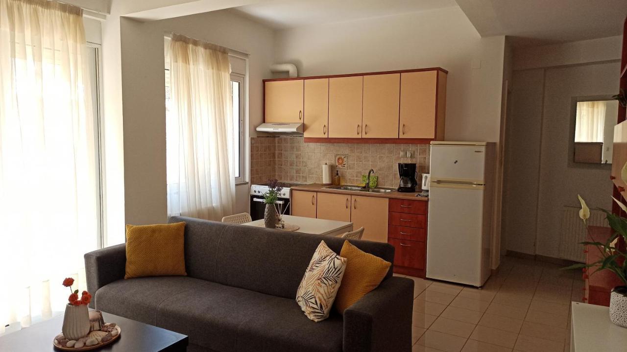 Cozy Flat Close To The Airport/Port And Center Nea Alikarnassos 외부 사진
